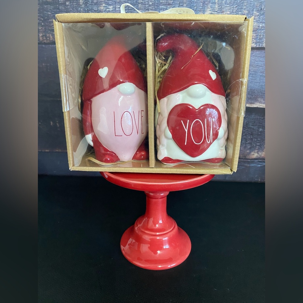 Rae Dunn Valentine’s Gnome Set - Love You ❤️